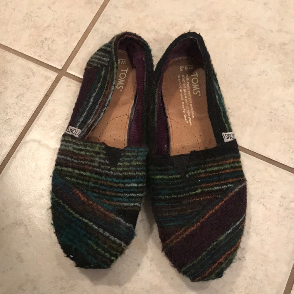 Toms